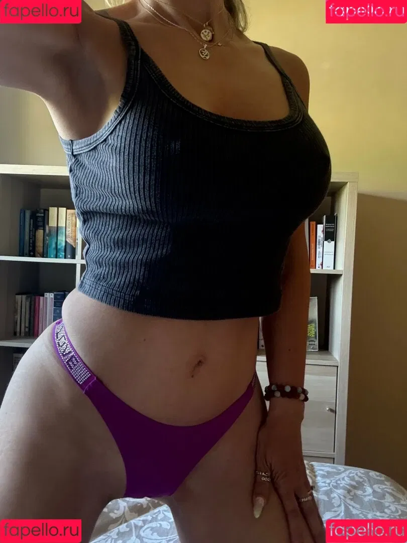 _raisha_ / raisha Onlyfans Photo Gallery 