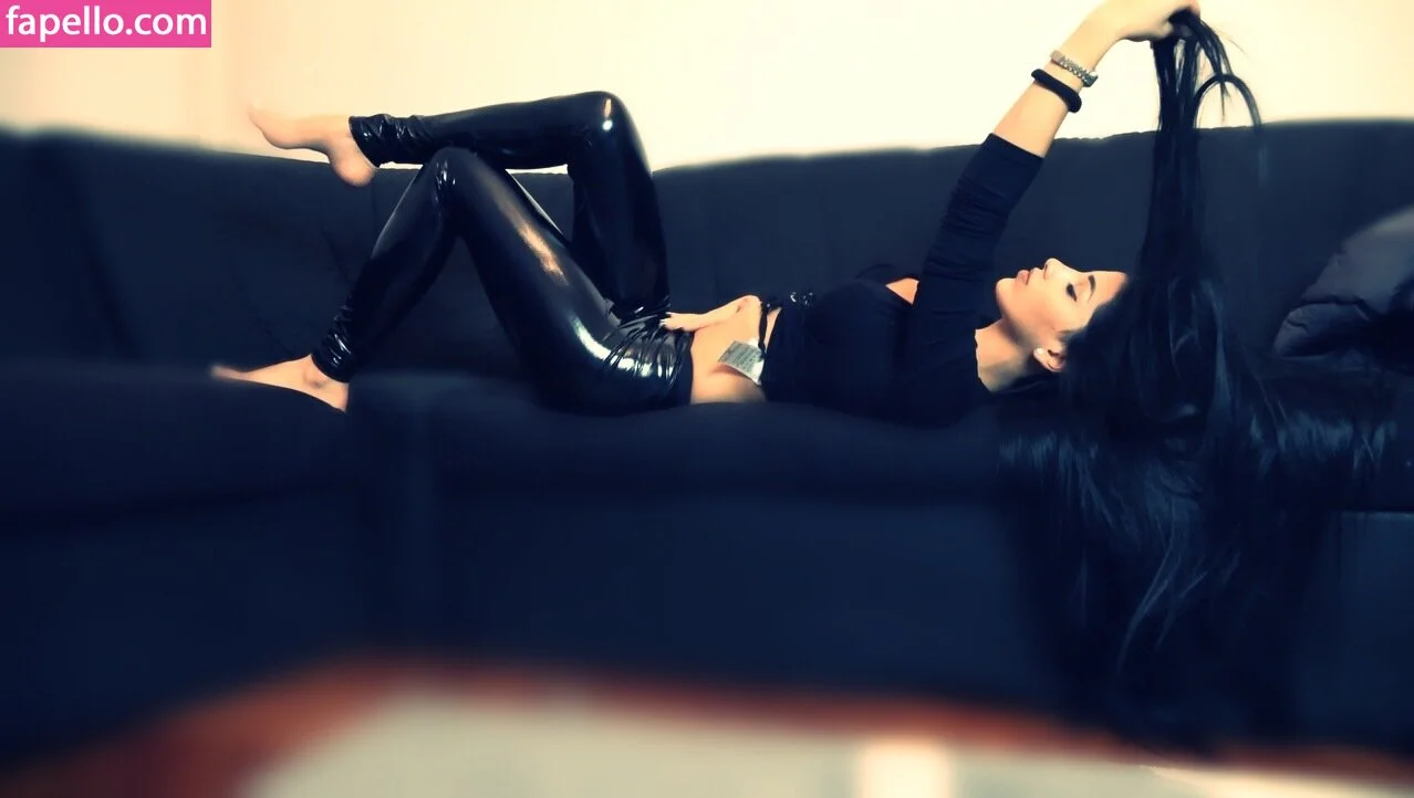 shaz4689 / sherryshaz Onlyfans Photo Gallery 