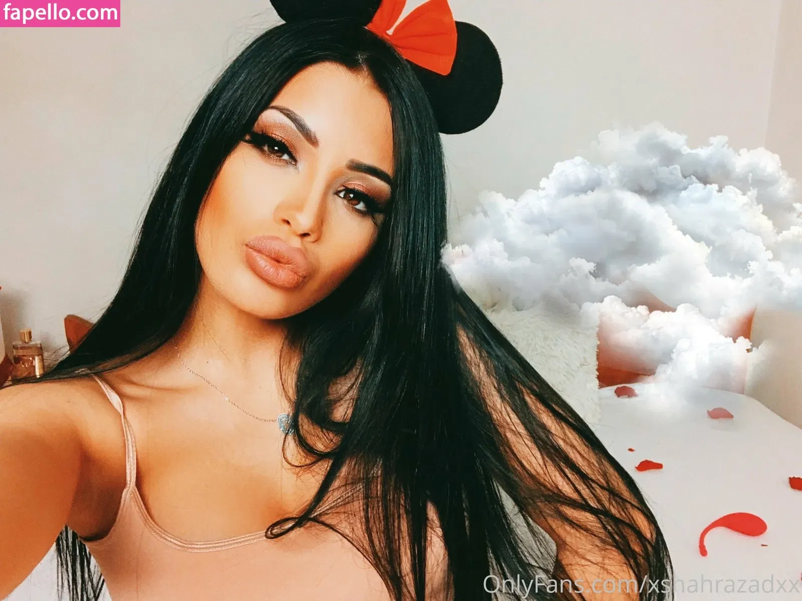 shaz4689 / sherryshaz Onlyfans Photo Gallery 