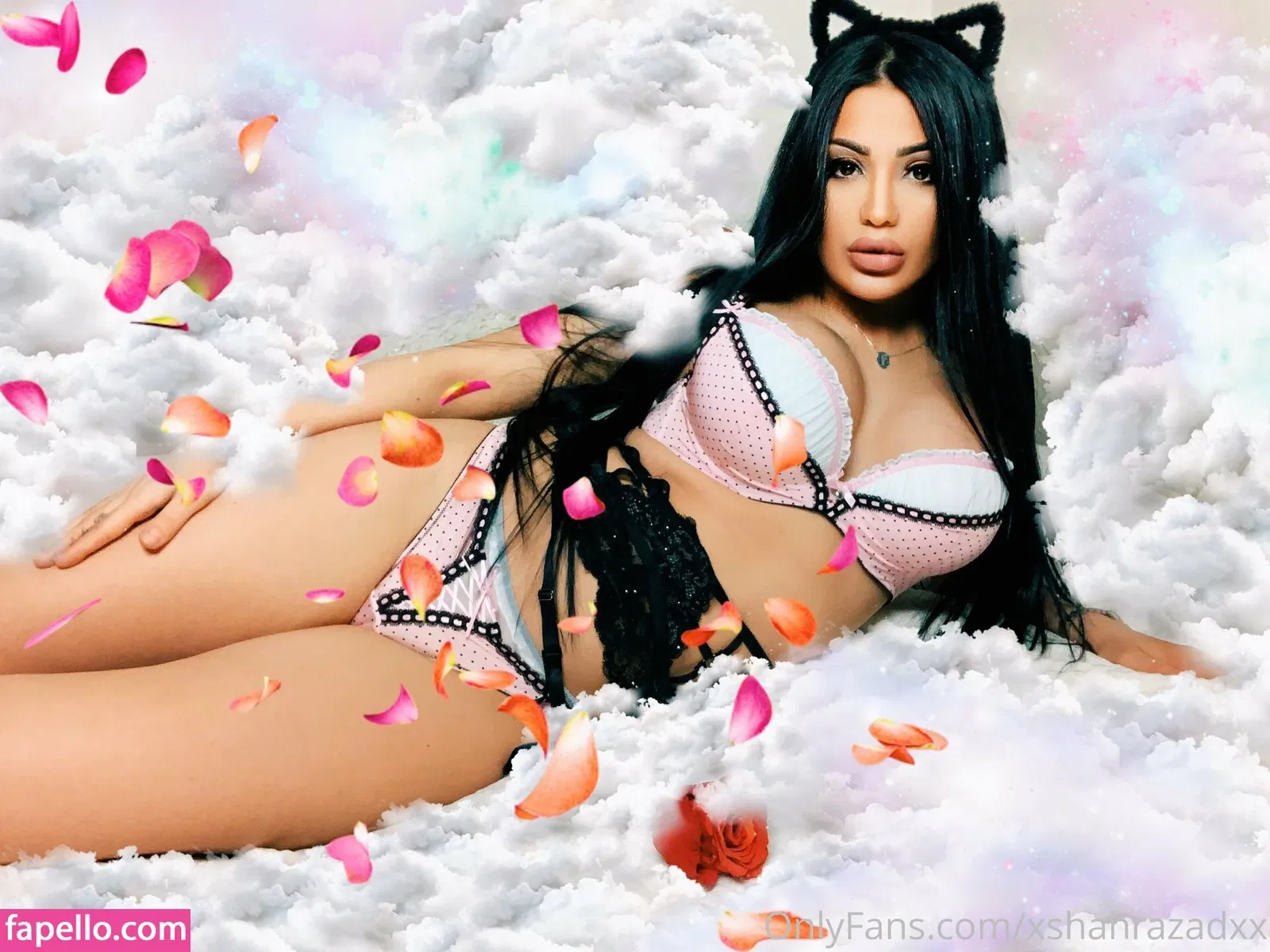 shaz4689 / sherryshaz Onlyfans Photo Gallery 