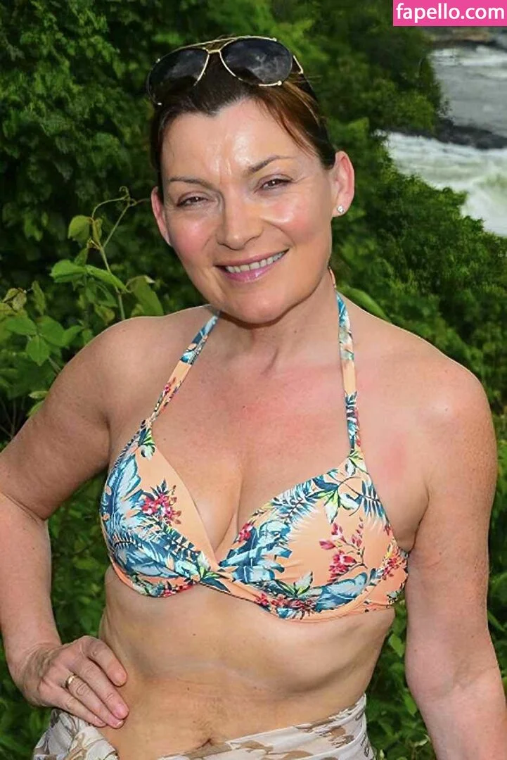 Lorraine Kelly / lorrainekellysmith Onlyfans Photo Gallery 