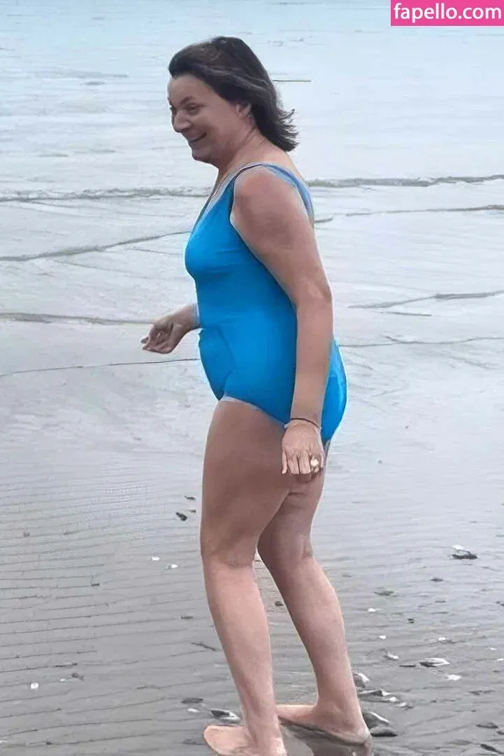 Lorraine Kelly / lorrainekellysmith Onlyfans Photo Gallery 