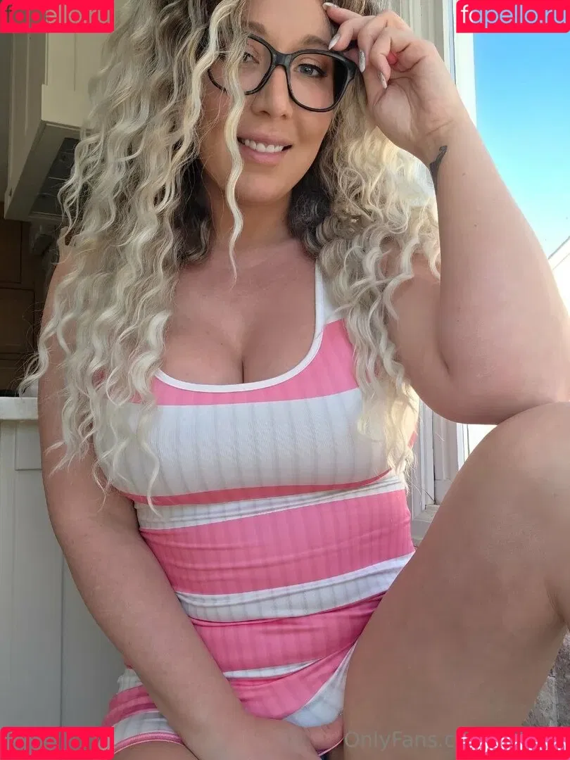 laycee / layceeee Onlyfans Photo Gallery 