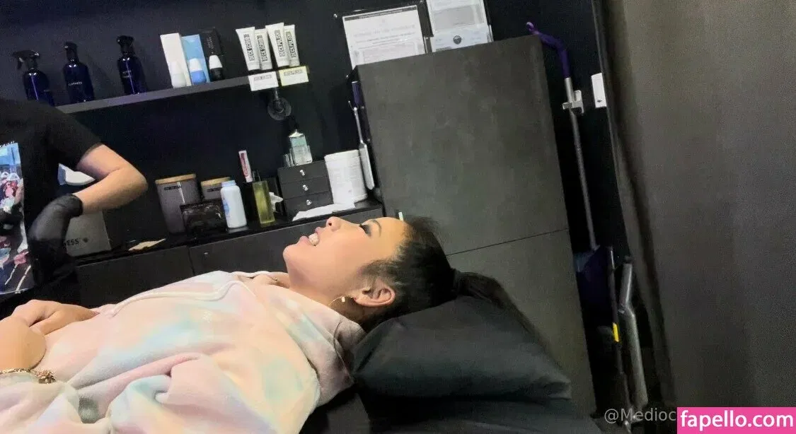 mediocrewallofchina Onlyfans Photo Gallery 