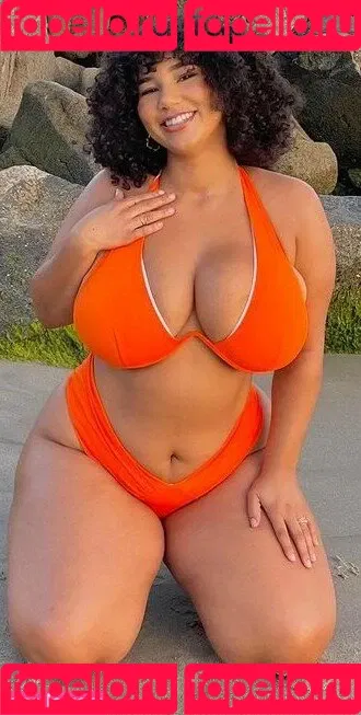 Katelyn Folasade / katelyn_runck / katelynsade Onlyfans Photo Gallery 