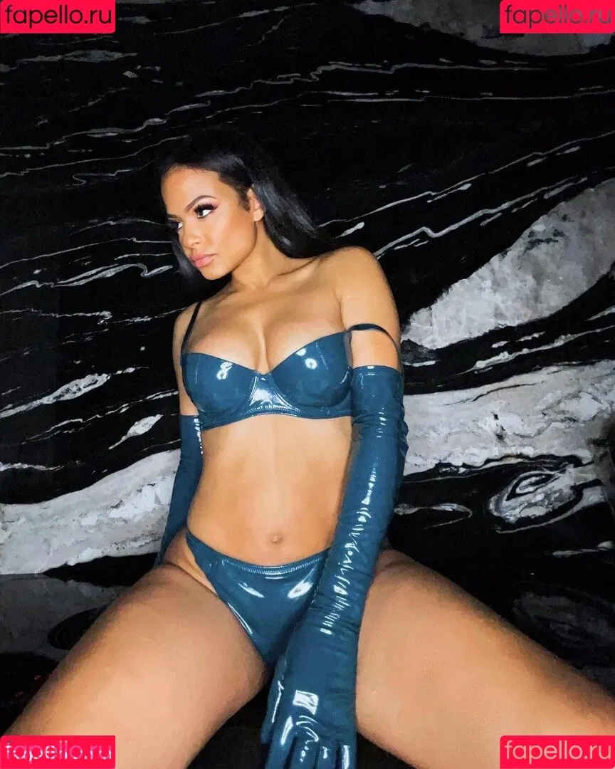 Christina Milian / christinamilian / kacytgirl Onlyfans Photo Gallery 