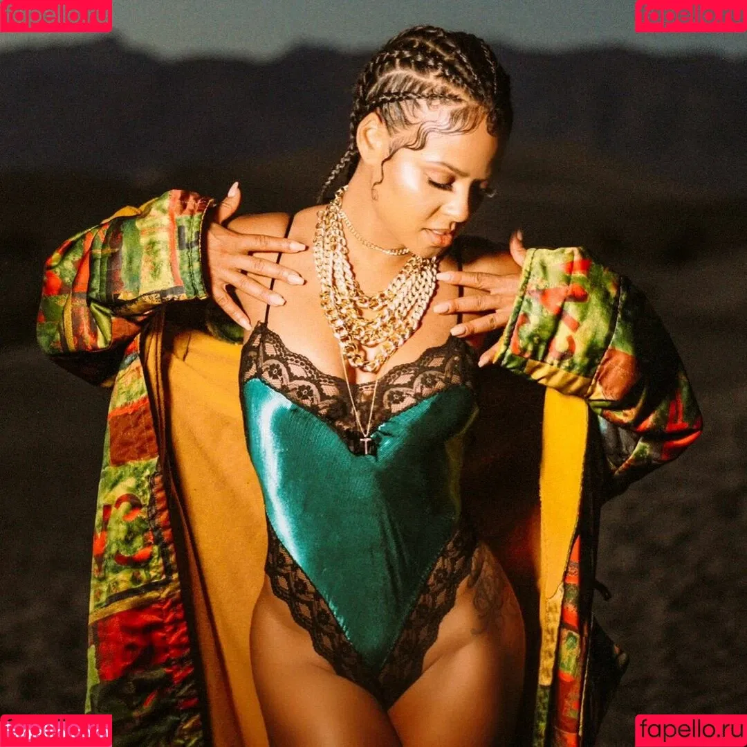 Christina Milian / christinamilian / kacytgirl Onlyfans Photo Gallery 