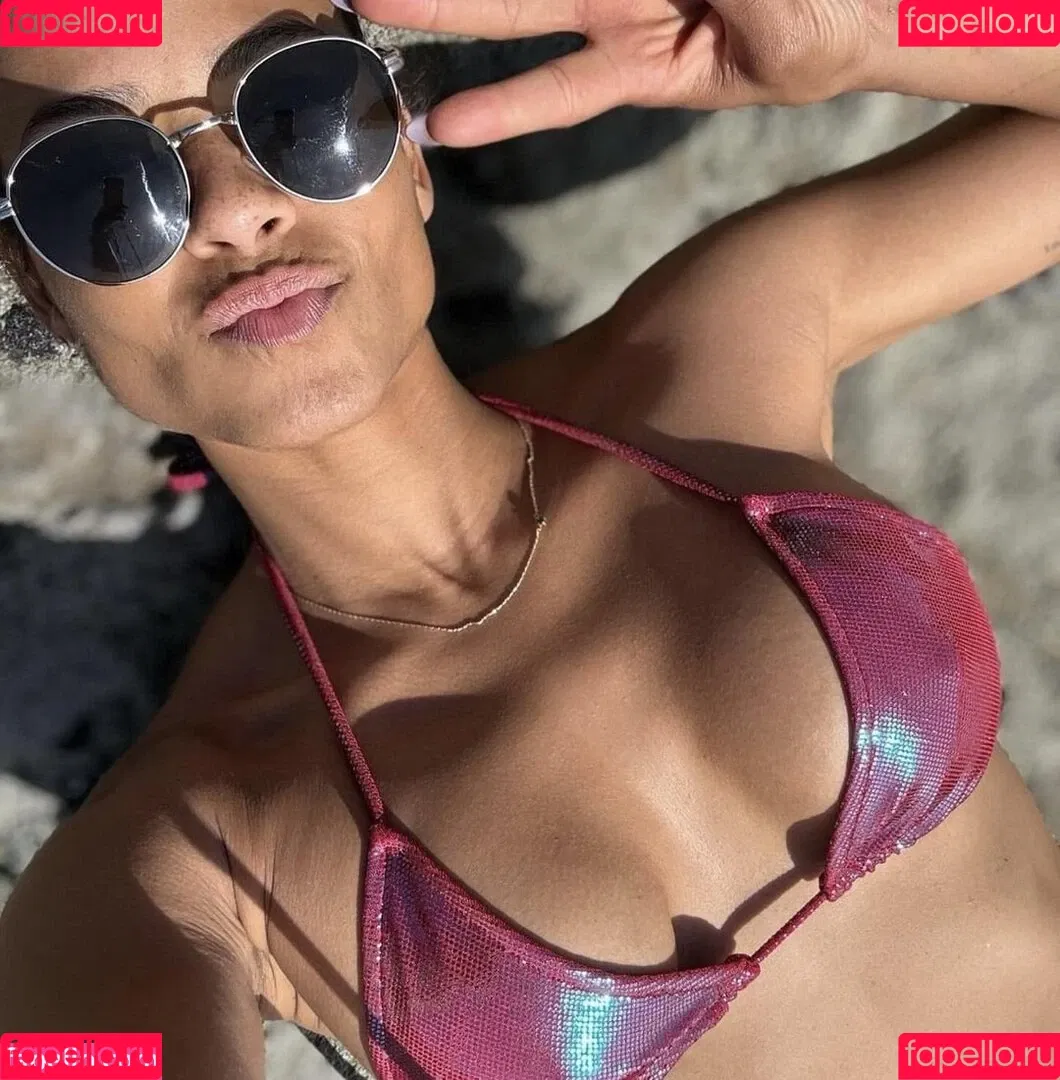Christina Milian / christinamilian / kacytgirl Onlyfans Photo Gallery 