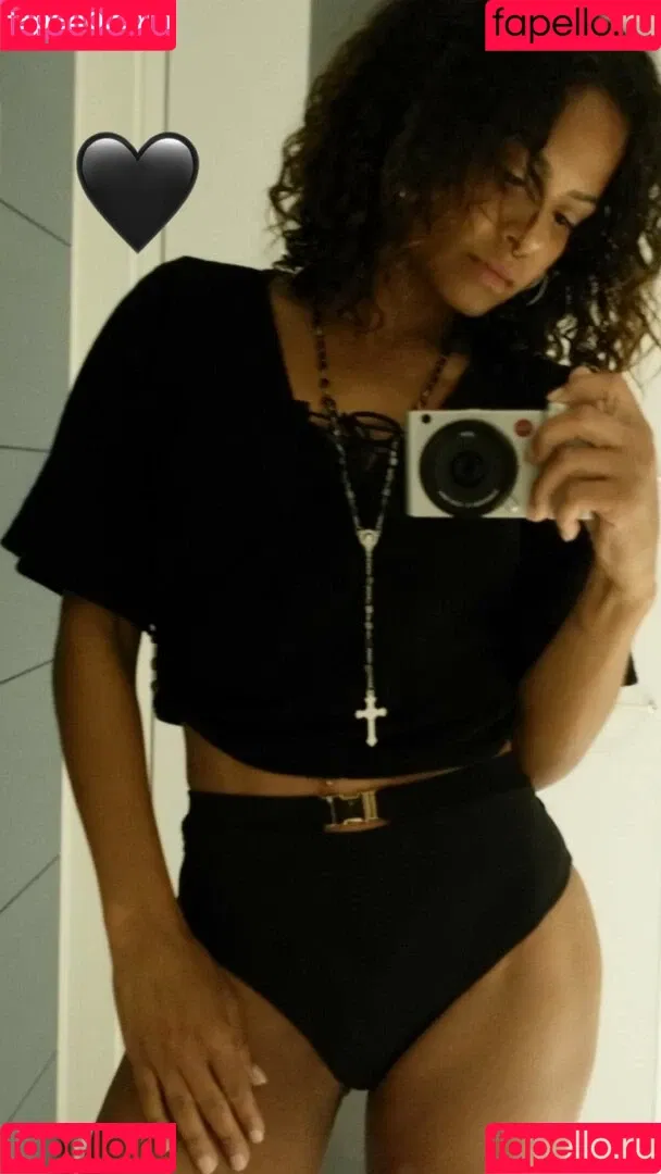 Christina Milian / christinamilian / kacytgirl Onlyfans Photo Gallery 