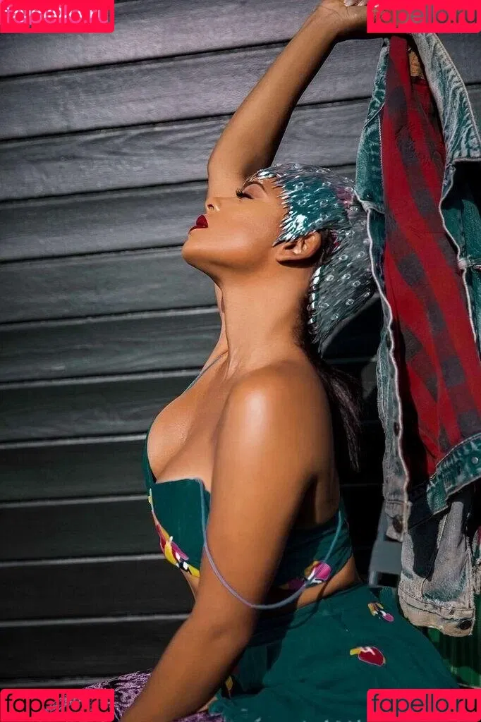 Christina Milian / christinamilian / kacytgirl Onlyfans Photo Gallery 