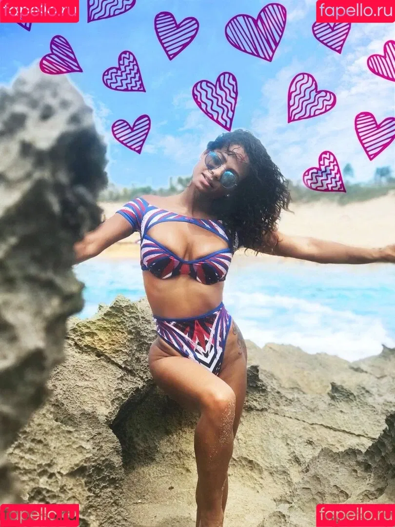 Christina Milian / christinamilian / kacytgirl Onlyfans Photo Gallery 
