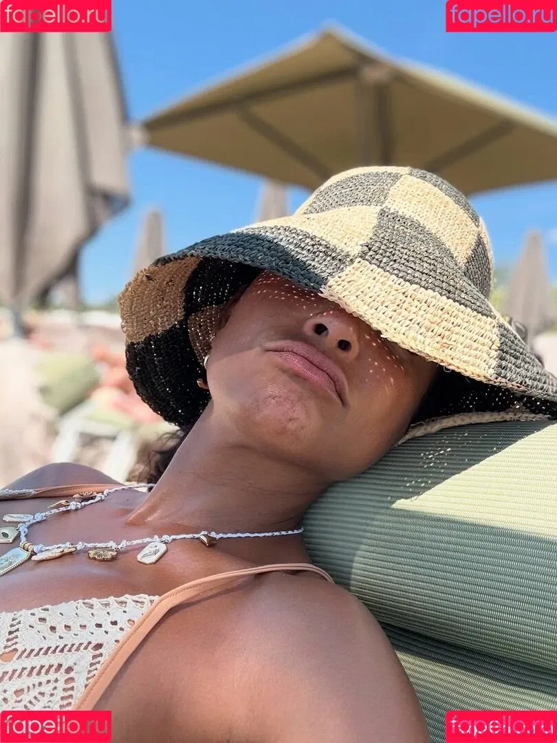 Christina Milian / christinamilian / kacytgirl Onlyfans Photo Gallery 