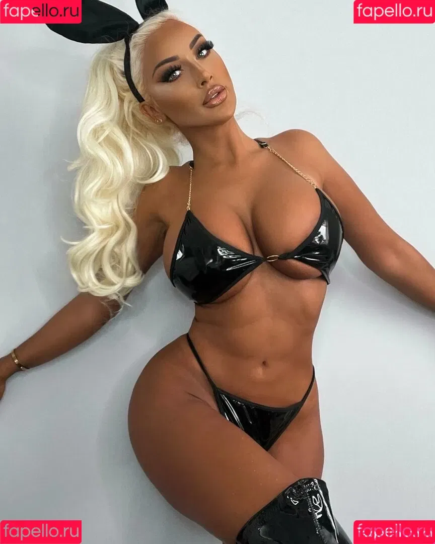 Holly Deacon / hollydeacon / hollyjaydeacon Onlyfans Photo Gallery 