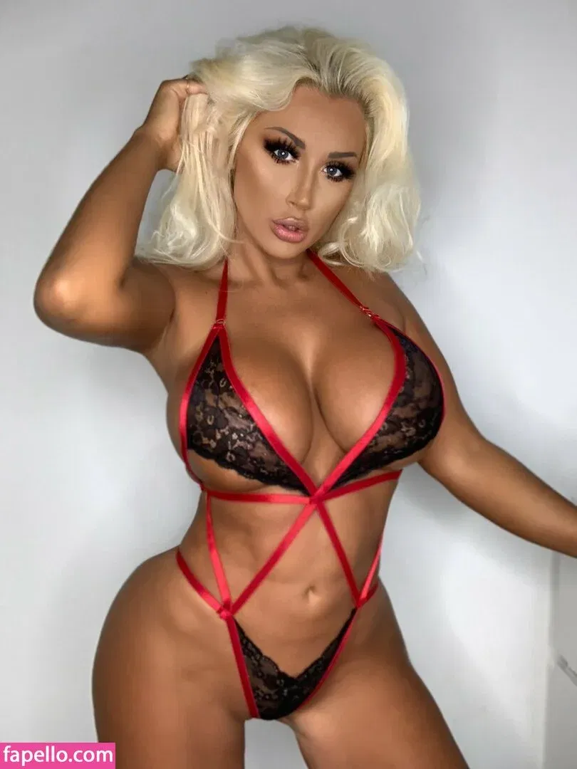 Holly Deacon / hollydeacon / hollyjaydeacon Onlyfans Photo Gallery 