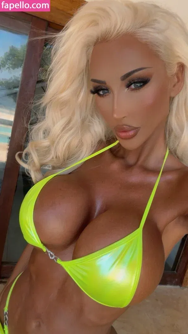 Holly Deacon / hollydeacon / hollyjaydeacon Onlyfans Photo Gallery 