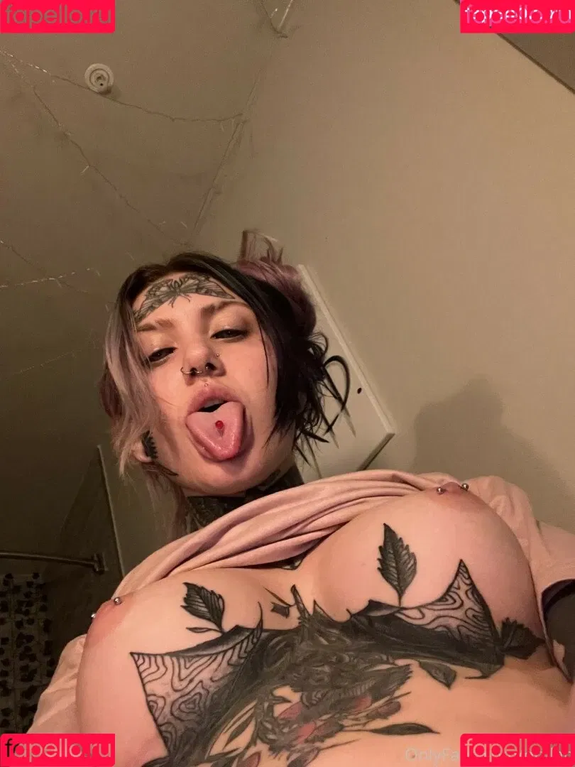 babyorylan / orylan Onlyfans Photo Gallery 