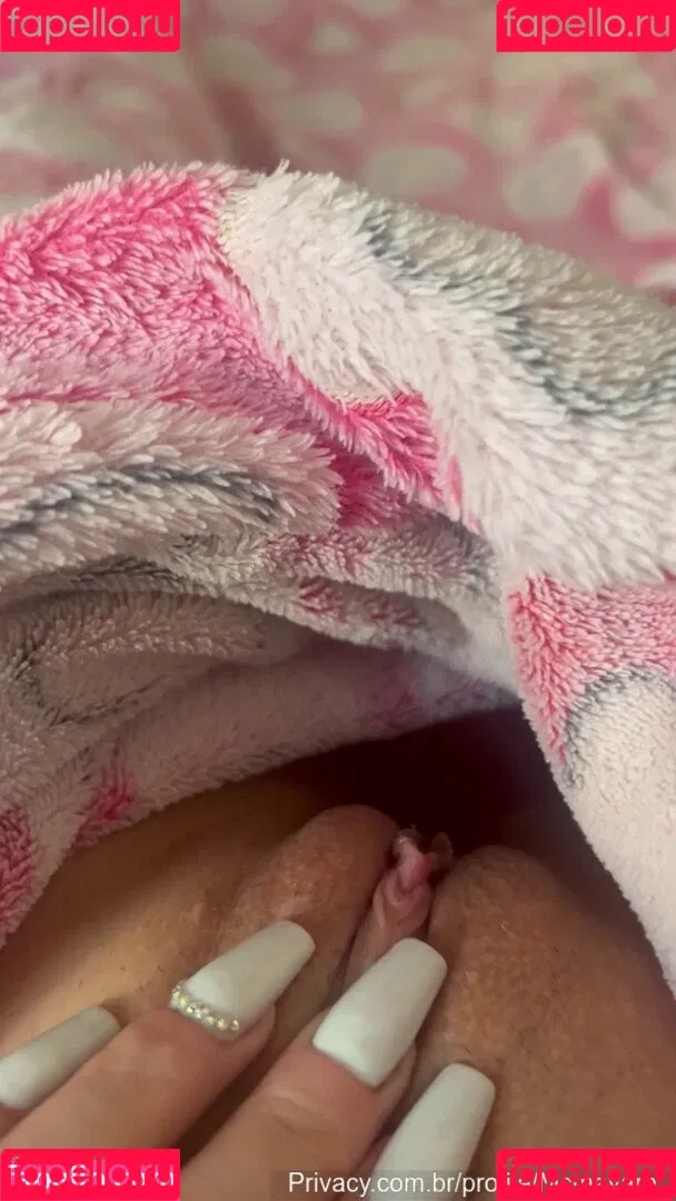 MC Mayara / mc_mayara_sz / mcmayaracwb Onlyfans Photo Gallery 