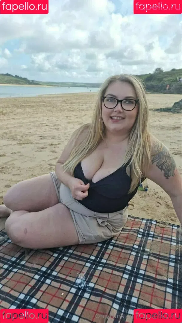 yourlucyloo / yourlucyloo2 Onlyfans Photo Gallery 