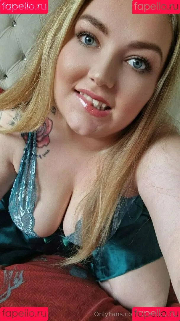 yourlucyloo / yourlucyloo2 Onlyfans Photo Gallery 