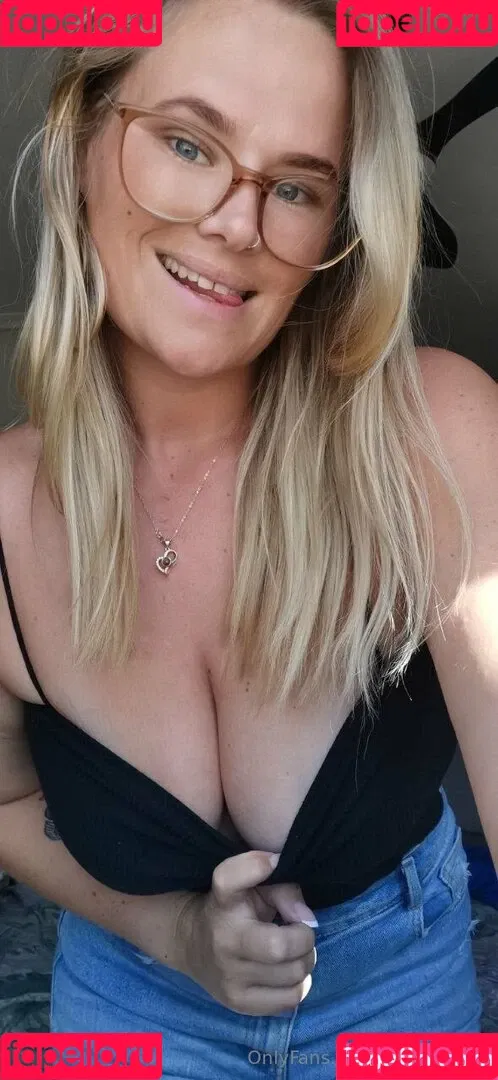 yourlucyloo / yourlucyloo2 Onlyfans Photo Gallery 