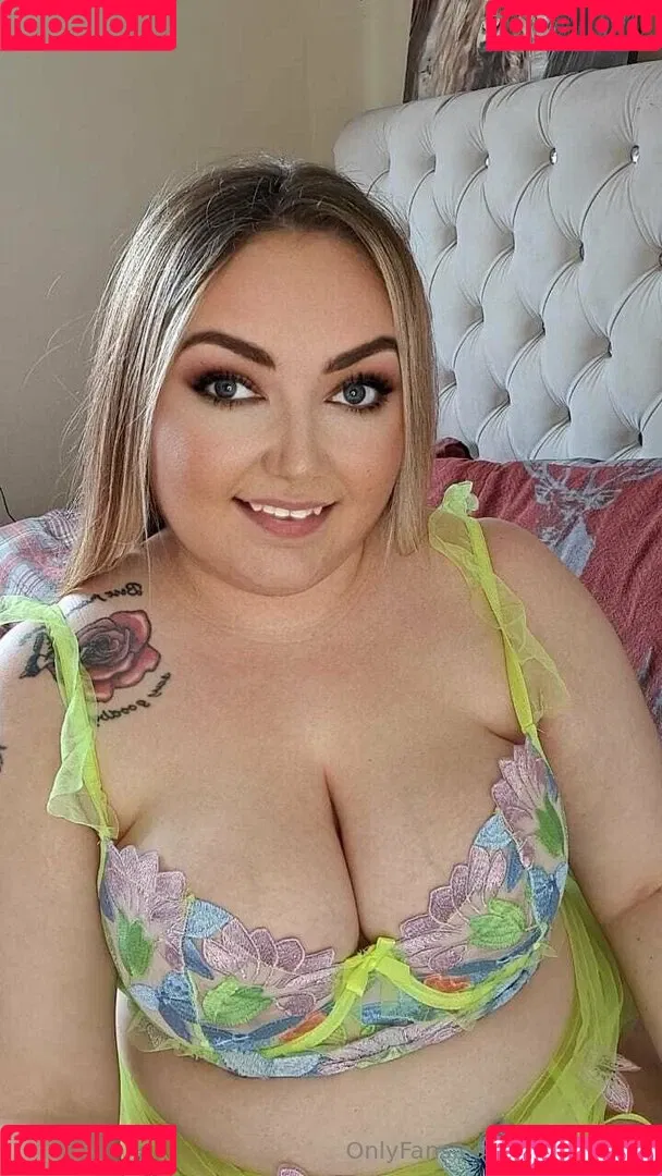 yourlucyloo / yourlucyloo2 Onlyfans Photo Gallery 