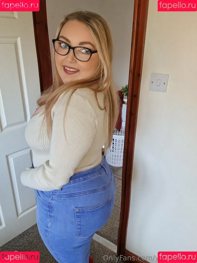yourlucyloo / yourlucyloo2 Onlyfans Photo Gallery 