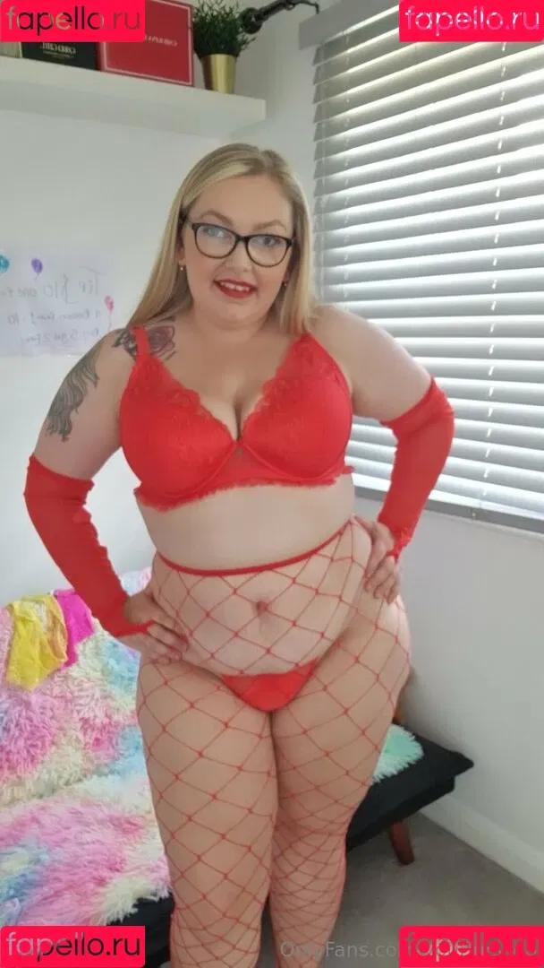 yourlucyloo / yourlucyloo2 Onlyfans Photo Gallery 