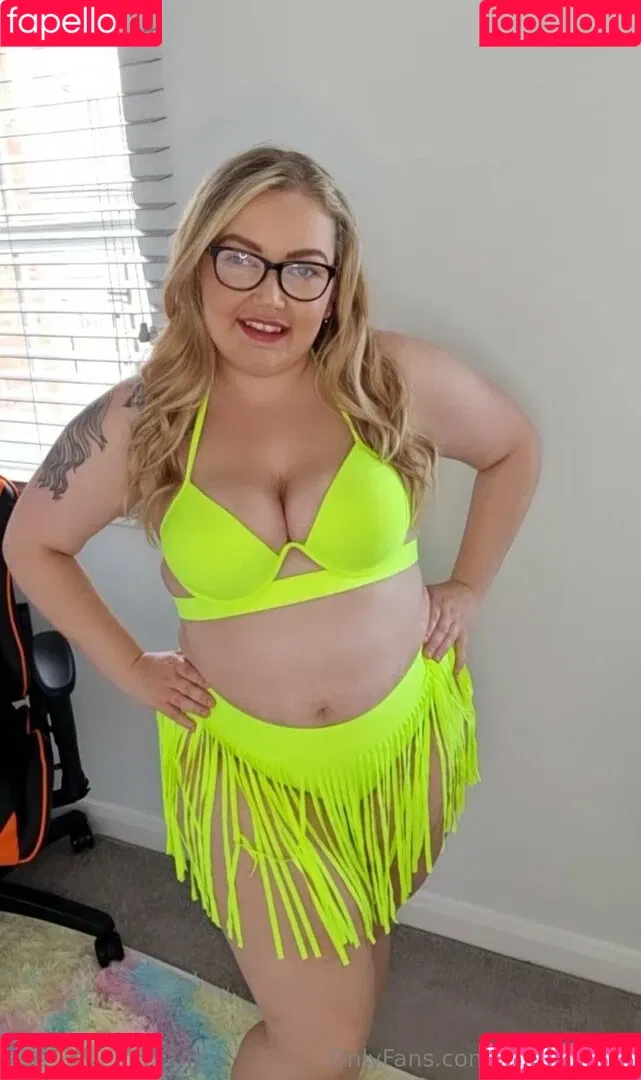 yourlucyloo / yourlucyloo2 Onlyfans Photo Gallery 