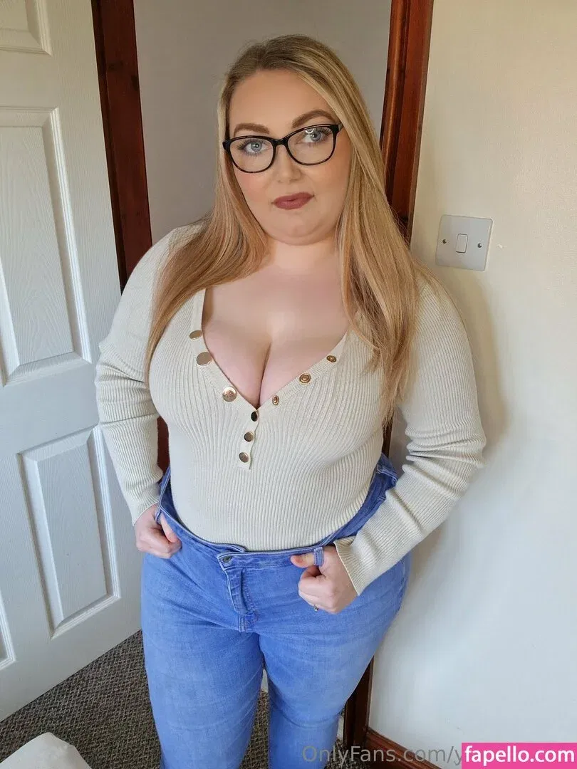 yourlucyloo / yourlucyloo2 Onlyfans Photo Gallery 