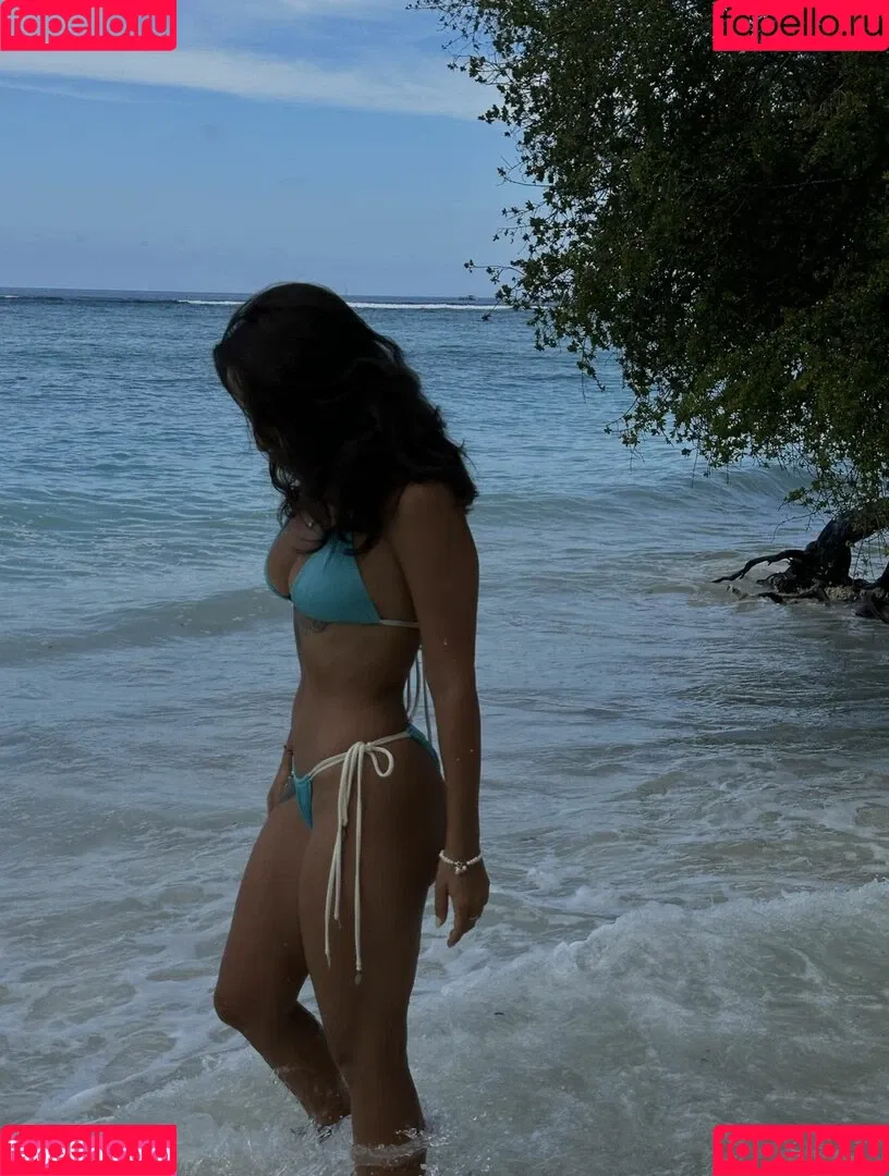 Thais-Yoga / Thaisyoga / extremely sexy / layla_yoga / thaisbpaim Onlyfans Photo Gallery 