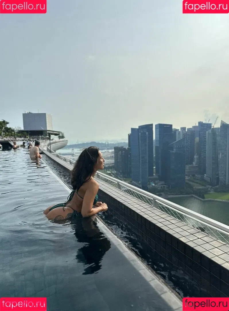 Thais-Yoga / Thaisyoga / extremely sexy / layla_yoga / thaisbpaim Onlyfans Photo Gallery 