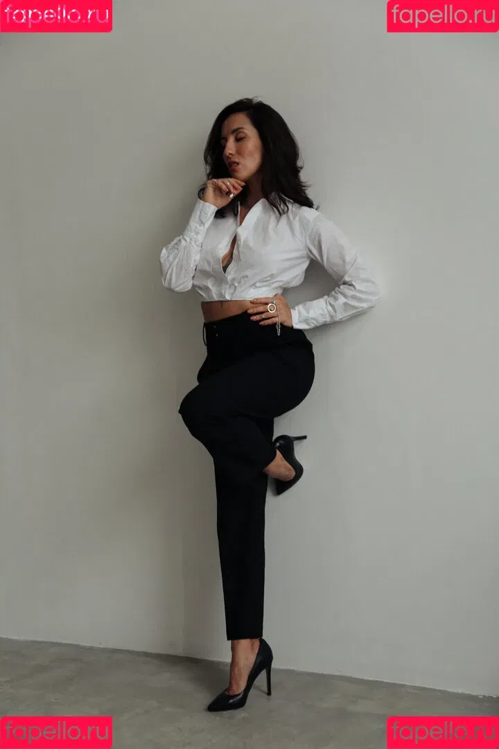 Thais-Yoga / Thaisyoga / extremely sexy / layla_yoga / thaisbpaim Onlyfans Photo Gallery 