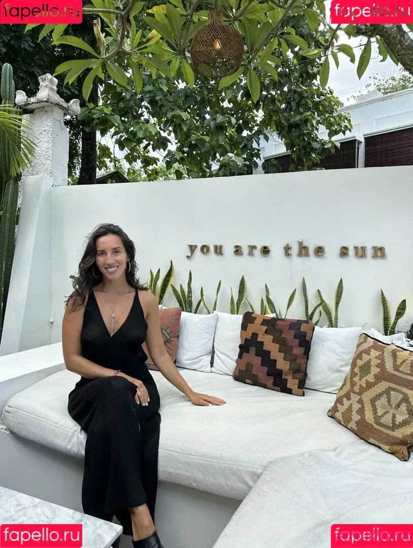 Thais-Yoga / Thaisyoga / extremely sexy / layla_yoga / thaisbpaim Onlyfans Photo Gallery 