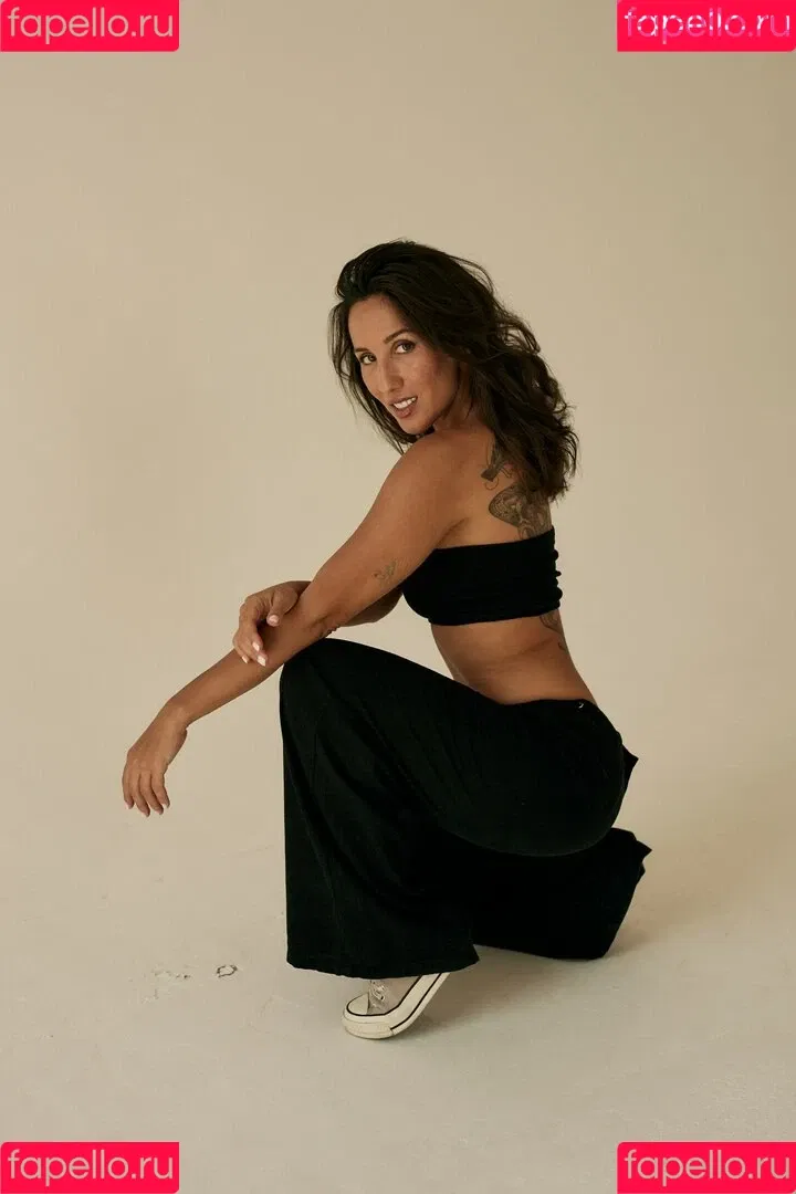 Thais-Yoga / Thaisyoga / extremely sexy / layla_yoga / thaisbpaim Onlyfans Photo Gallery 