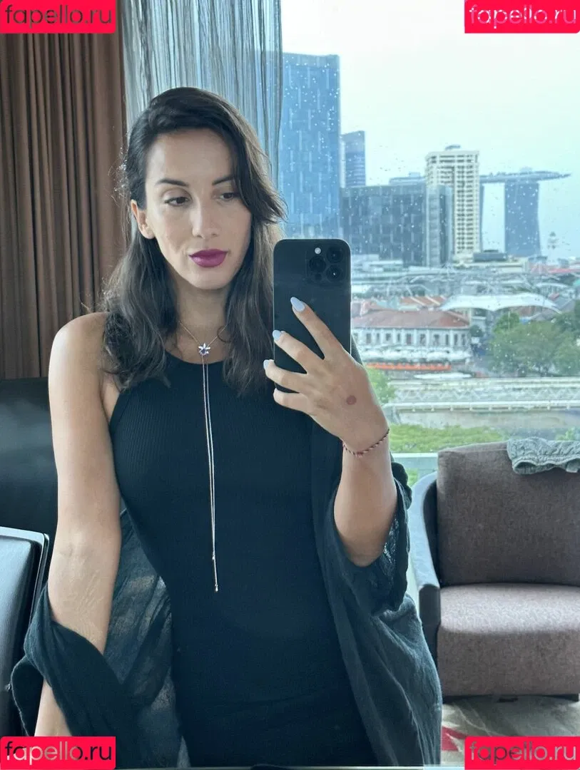 Thais-Yoga / Thaisyoga / extremely sexy / layla_yoga / thaisbpaim Onlyfans Photo Gallery 