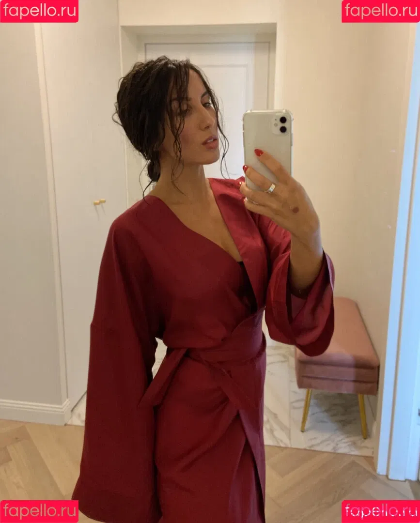 Thais-Yoga / Thaisyoga / extremely sexy / layla_yoga / thaisbpaim Onlyfans Photo Gallery 