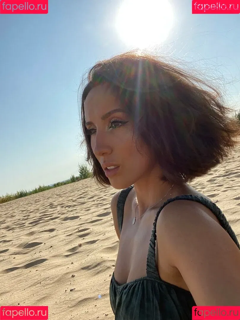 Thais-Yoga / Thaisyoga / extremely sexy / layla_yoga / thaisbpaim Onlyfans Photo Gallery 