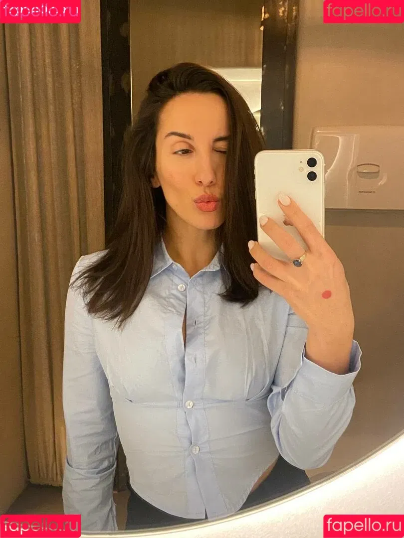 Thais-Yoga / Thaisyoga / extremely sexy / layla_yoga / thaisbpaim Onlyfans Photo Gallery 