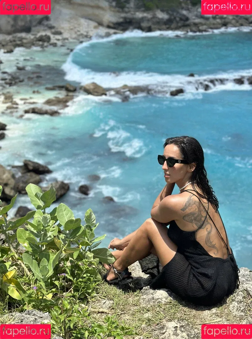 Thais-Yoga / Thaisyoga / extremely sexy / layla_yoga / thaisbpaim Onlyfans Photo Gallery 