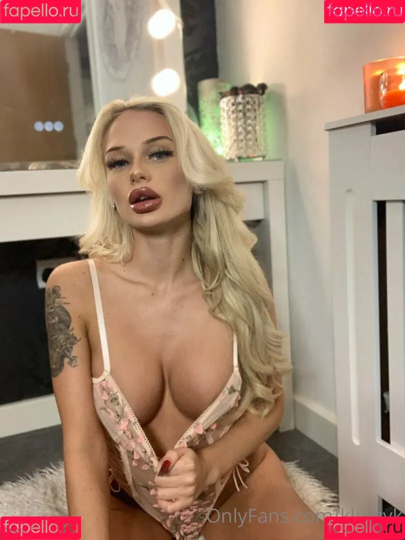 KlutzyK / kiahellis Onlyfans Photo Gallery 