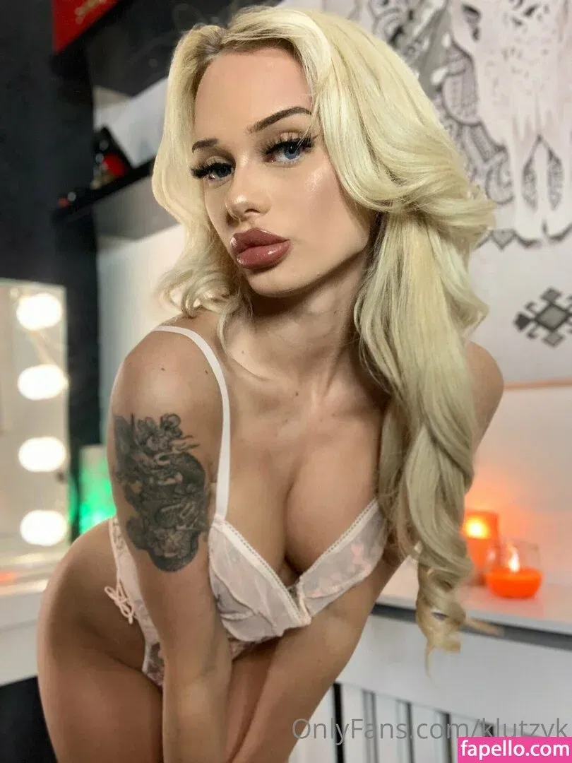 KlutzyK / kiahellis Onlyfans Photo Gallery 