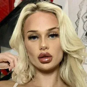 KlutzyK / kiahellis Onlyfans Photo Gallery 