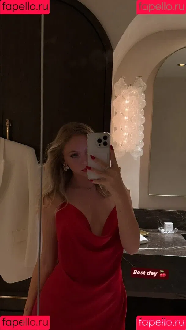 Jordyn Jones / jordynjones Onlyfans Photo Gallery 