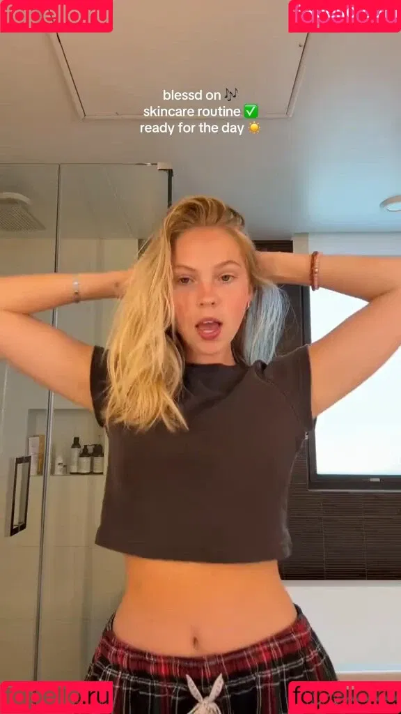Jordyn Jones / jordynjones Onlyfans Photo Gallery 