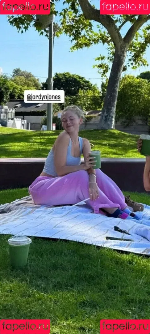 Jordyn Jones / jordynjones Onlyfans Photo Gallery 