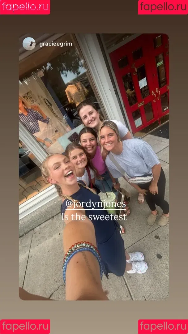 Jordyn Jones / jordynjones Onlyfans Photo Gallery 