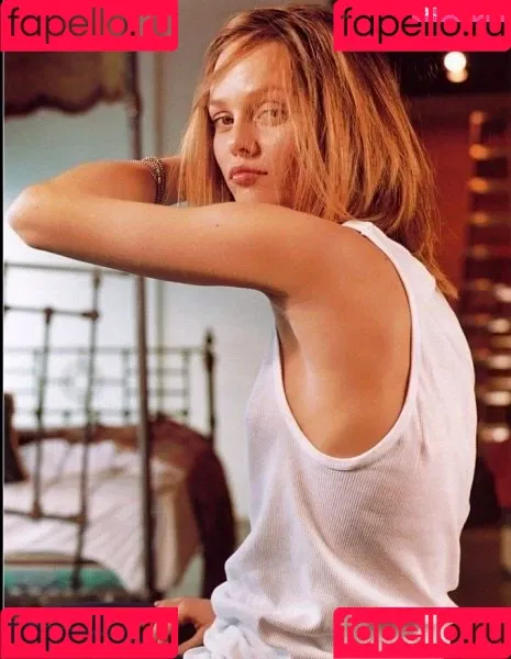 Vanessa Paradis / vanessa.paradis Onlyfans Photo Gallery 