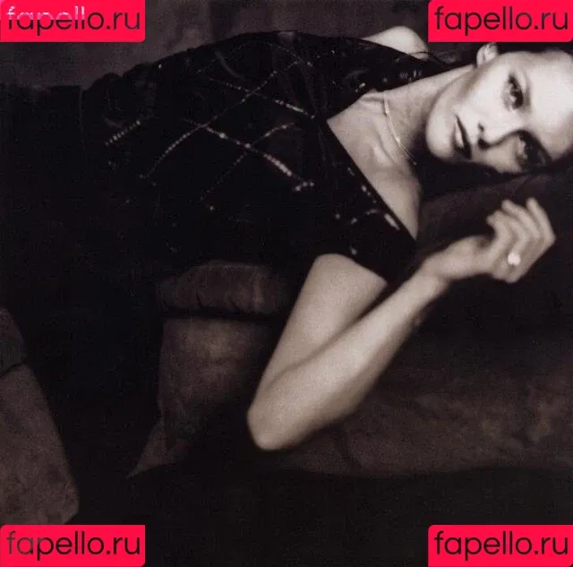 Vanessa Paradis / vanessa.paradis Onlyfans Photo Gallery 