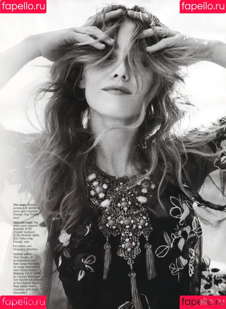 Vanessa Paradis / vanessa.paradis Onlyfans Photo Gallery 