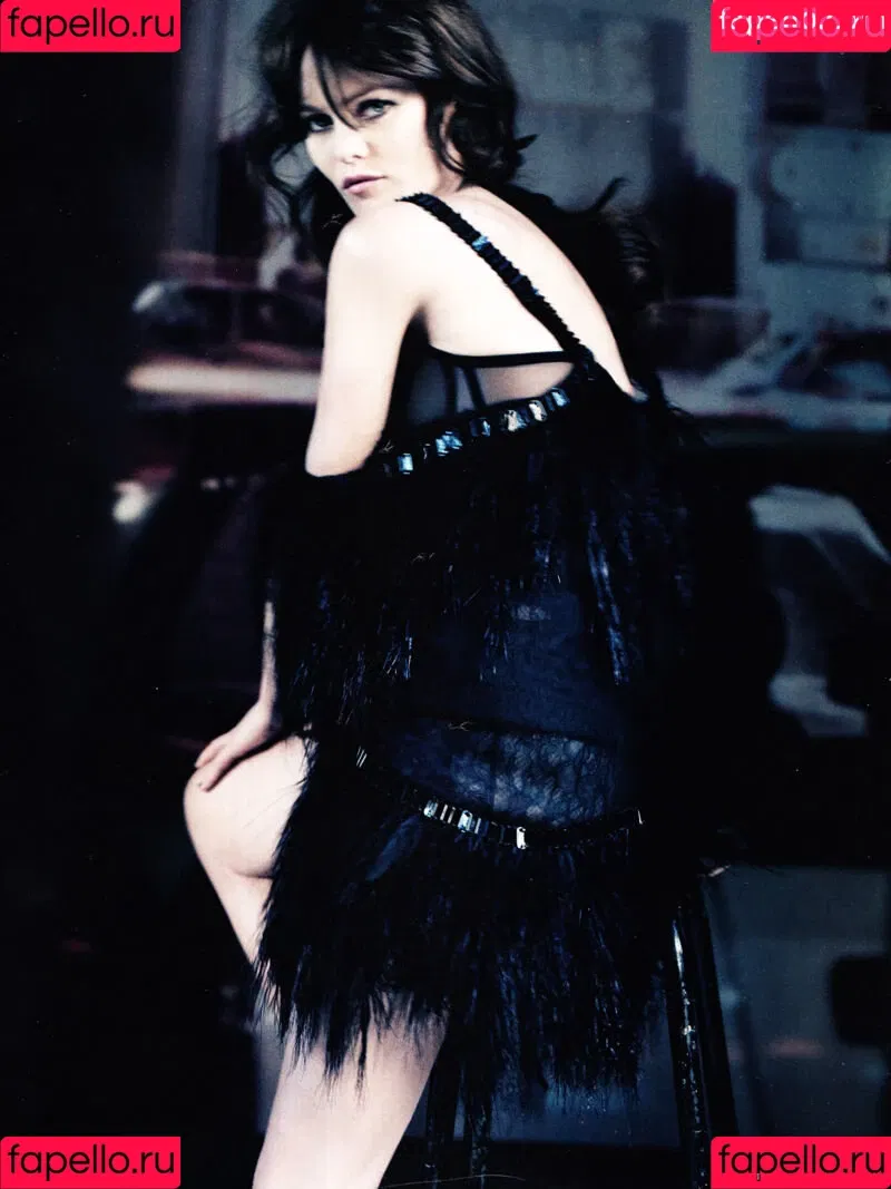 Vanessa Paradis / vanessa.paradis Onlyfans Photo Gallery 